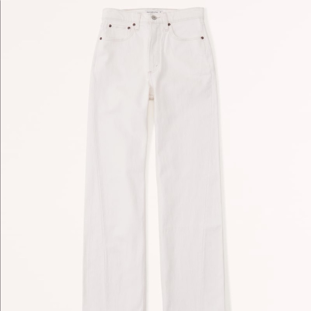 NEW The 90’s Relaxed High Rise Jean Cream